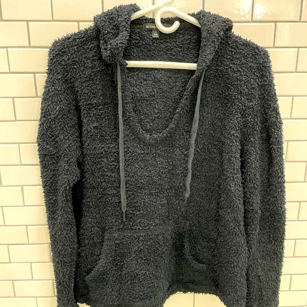 fuzzy black hooded sweater